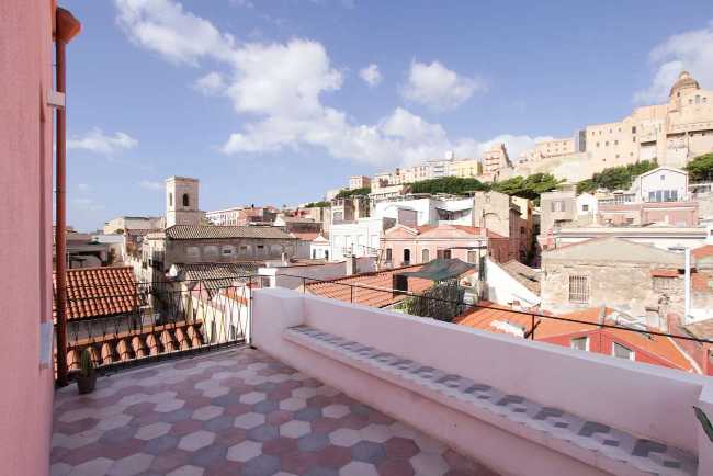 Renovación de un dúplex en San Domenico, arte de combinar historia y modernidad.